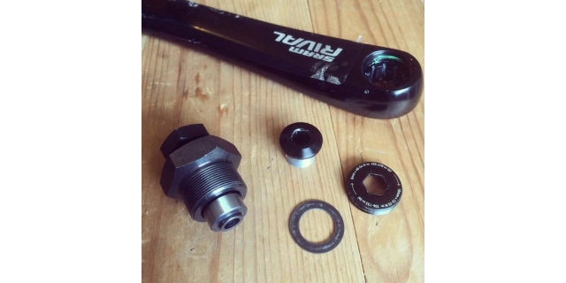 Stahovák klik GXP M26x1, opěrka 17x8